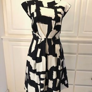 Kate Spade Black and White Graphic Print Dress